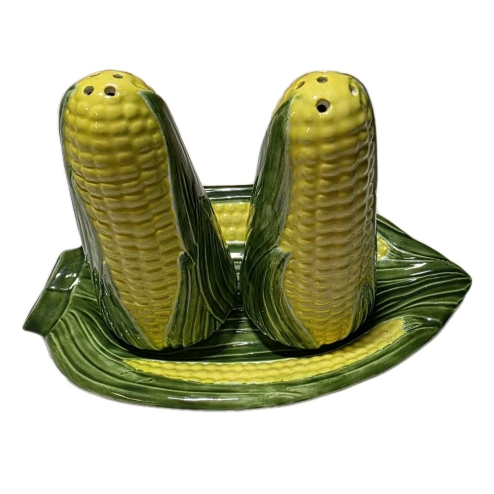 Vintage CORN Salt and Pepper Shakers with Underplate